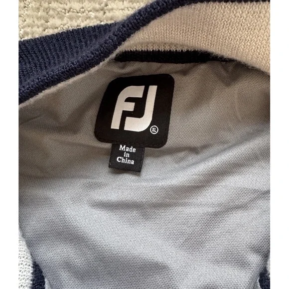 FootJoy Size XL Mens 100% Wool 1/4 Zip Fully Lined Golf Sweater Argyle Navy